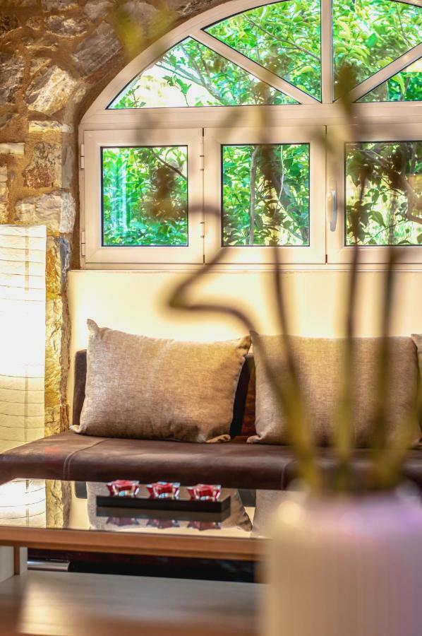 Kamares Suites Каламата Екстер'єр фото